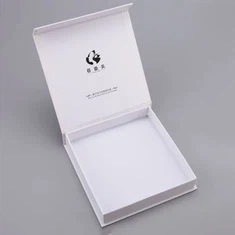 Cutii magnetice personalizate pentru ruj de îngrijire a pielii